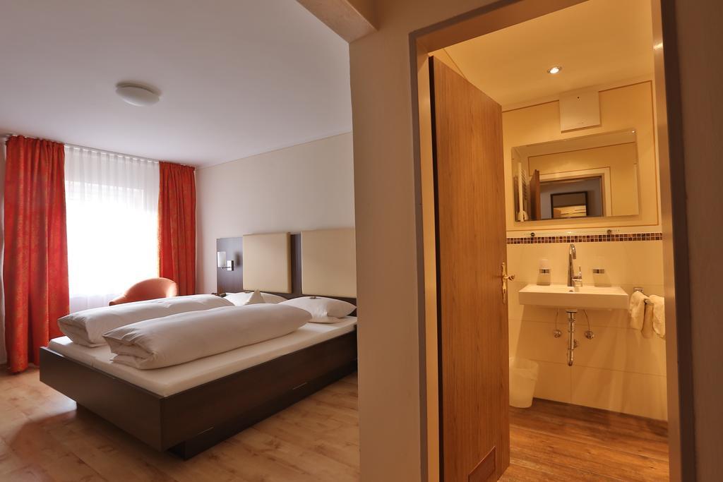 Hotel Bockmaier Oberpframmern المظهر الخارجي الصورة