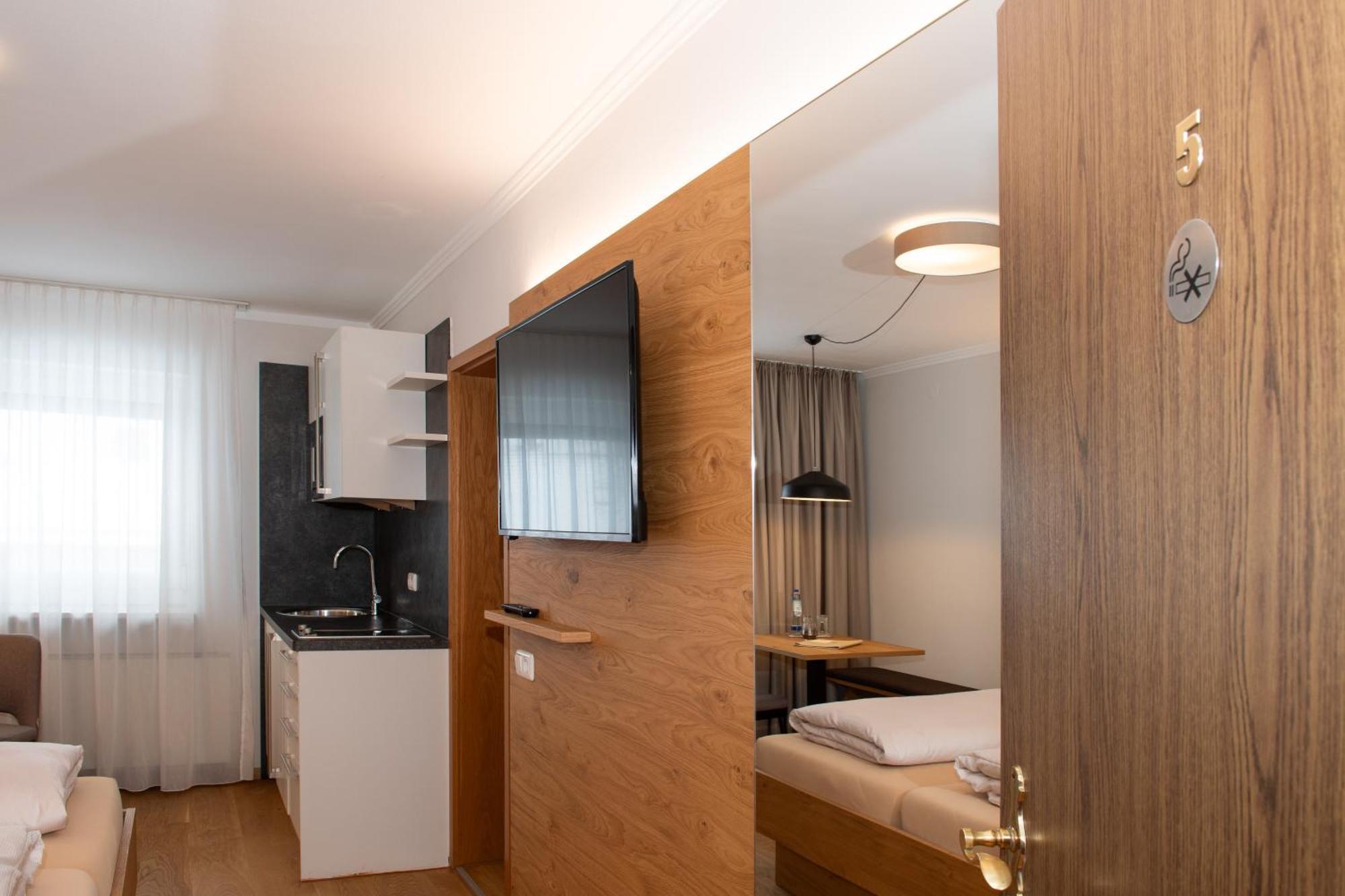Hotel Bockmaier Oberpframmern المظهر الخارجي الصورة
