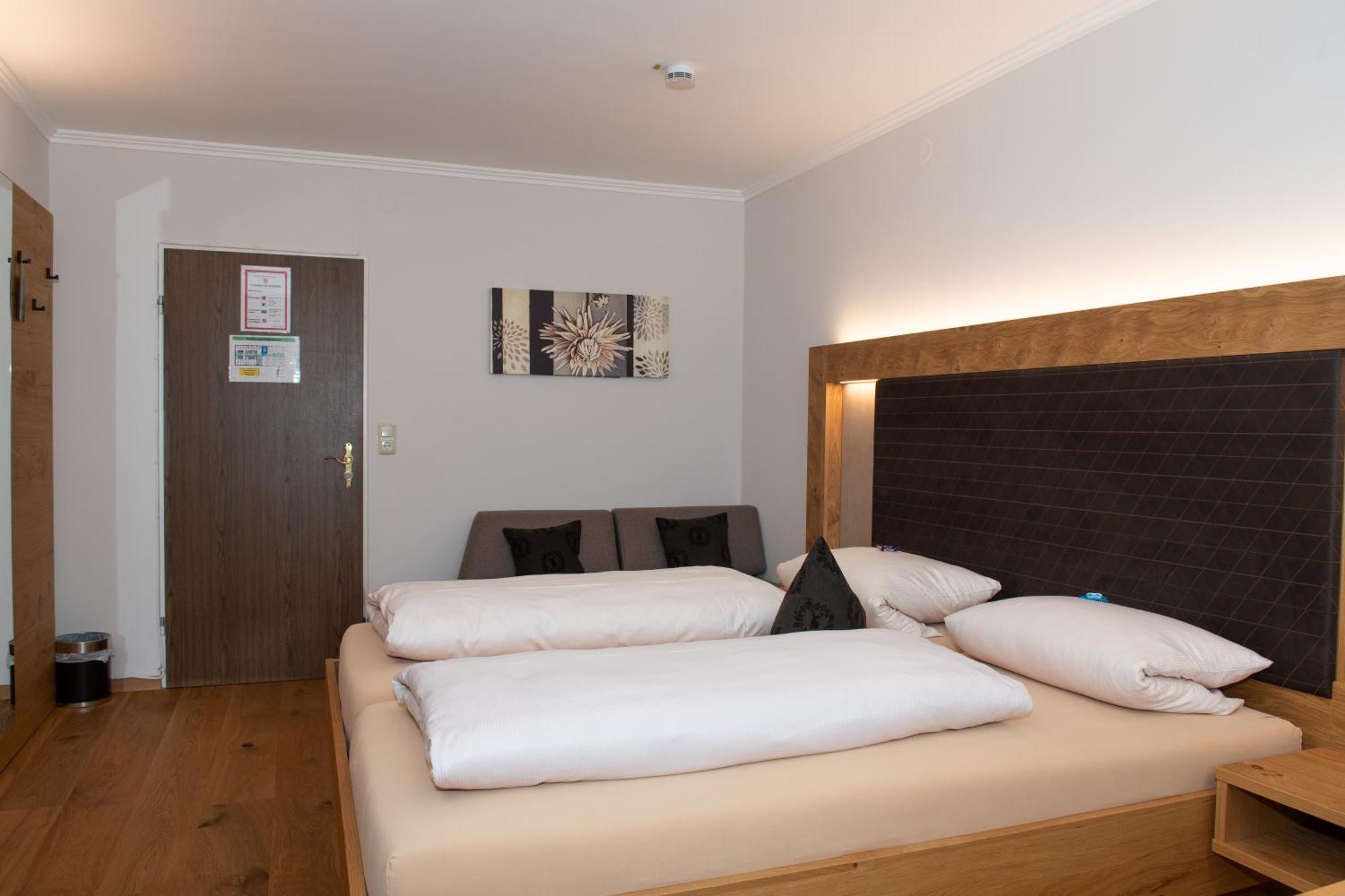 Hotel Bockmaier Oberpframmern المظهر الخارجي الصورة