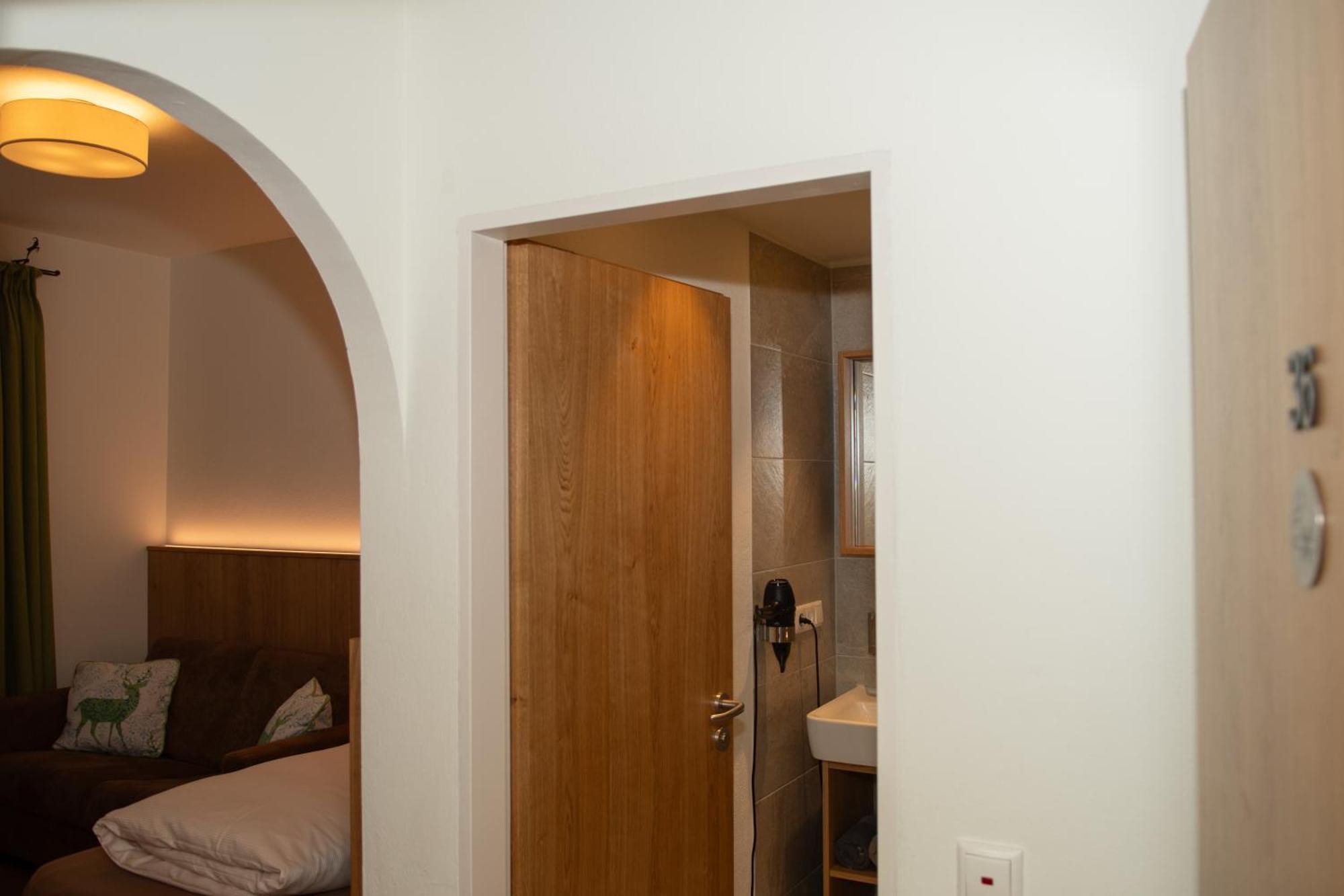Hotel Bockmaier Oberpframmern المظهر الخارجي الصورة